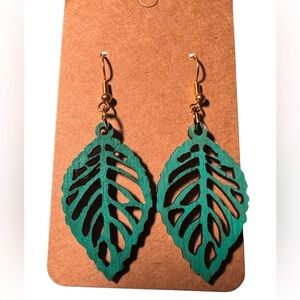 NWT hand painted leaves earrings